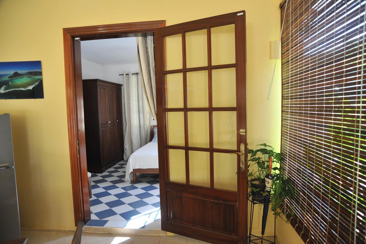 Koeuris Apartment 라 골레트 외부 사진